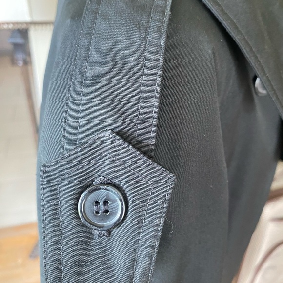Vintage black women’s trenchcoat size 20 - Picture 8 of 12